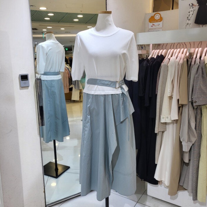 JJ지고트 배색원피스GM6M0OP93