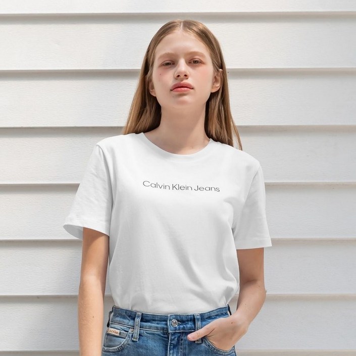 캘빈클라인 진 여성 인스티튜셔널 로고 스트레이트핏 반팔 티셔츠 47AB805 QJS181 BGA085
