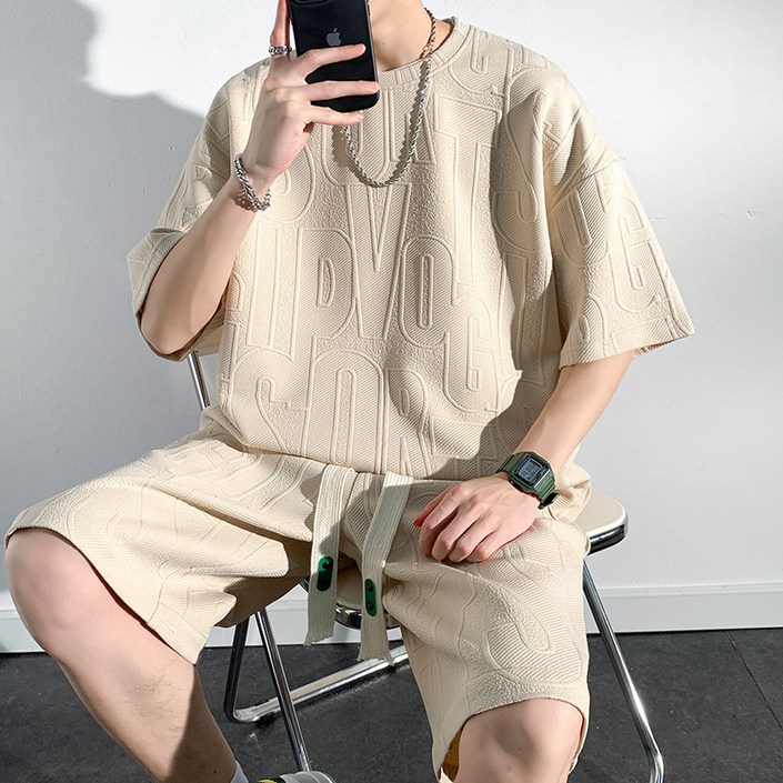 아톰닉 여름철 남성 패션 소매 티셔츠 반바지 세트 편안 시원 넉넉한 사이즈 여유로운 핏 가벼운 소재 외출 실내 트레이닝복 세트 루즈핏 빅사이즈