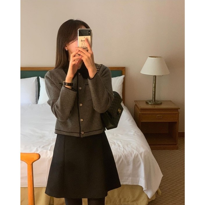 앤유브라운 간절기 가디건 배색 가디건 여성 가을 카라가디건 여성 결혼식 하객룩 3컬러 앤유브라운 간절기 가디건 배색 가디건 여성 가을 카라가디건 여성 결혼식 하객룩 3컬러