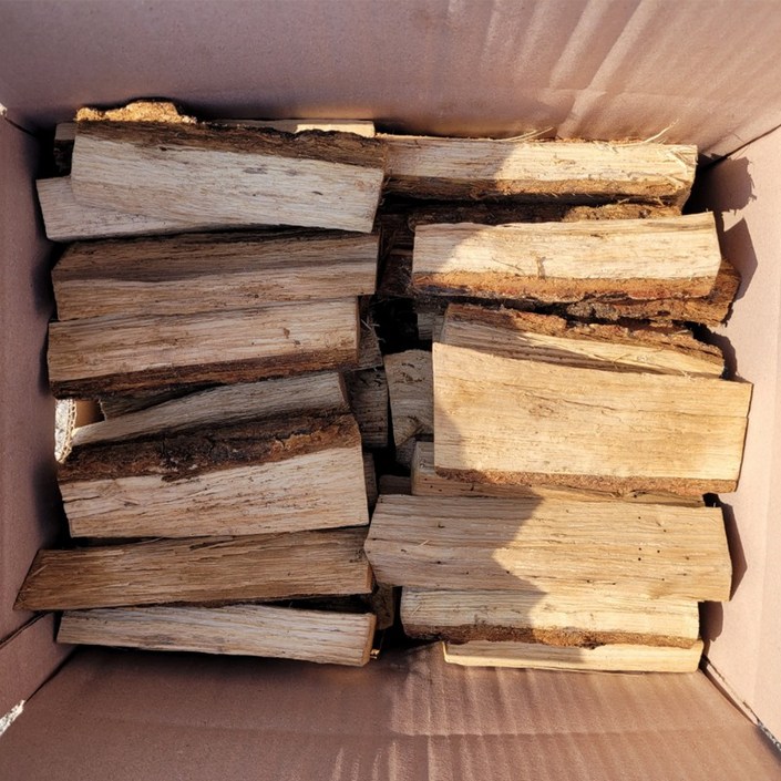 청년나무꾼들 캠핑 불멍 기계건조 국산 참나무 잘타는 장작 미니 장작, 10kg