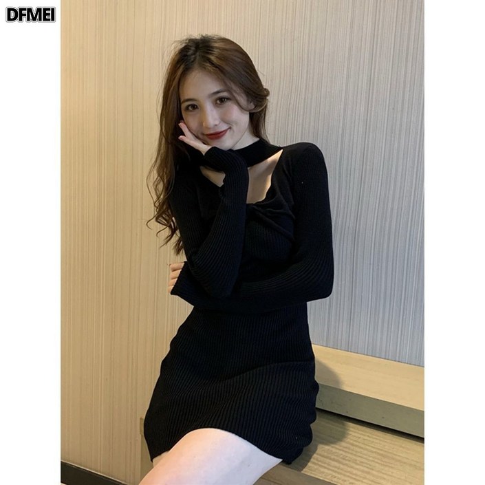 DFMEI 홀터넥 니트스커트 펀칭 디자인 원피스 힙스판 레깅스녀 DFMEI 홀터넥 니트스커트 펀칭 디자인 원피스 힙스판 레깅스녀