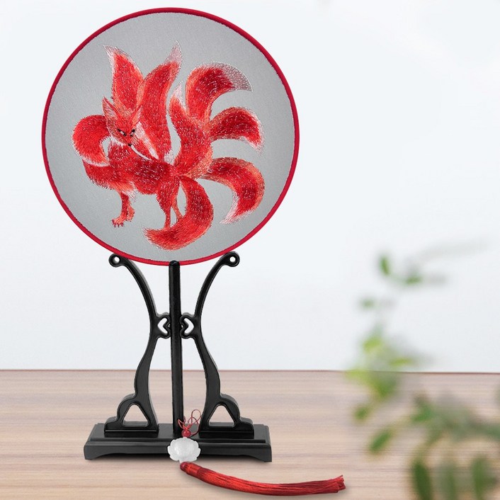 프린트 손 부채, 화려한 나무 부채, 휴대용 자수 부채, 중국 실크 원형 부채, 빈티지 태슬 원형 부채, 나무 손잡이 비 접이식 부채, 댄스, 파티, 결혼식용,스탠드 포함21cm, 1개, 여우