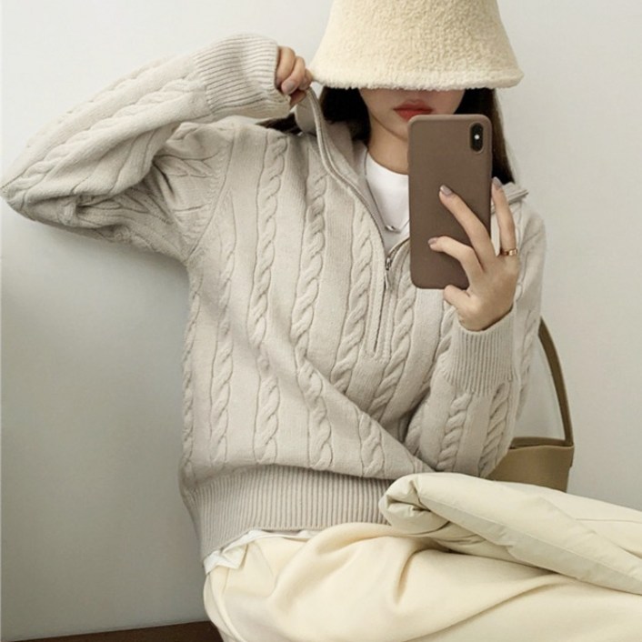 스토리원 WMFWWT033 여성 꽈배기 반집업 니트 트위스트