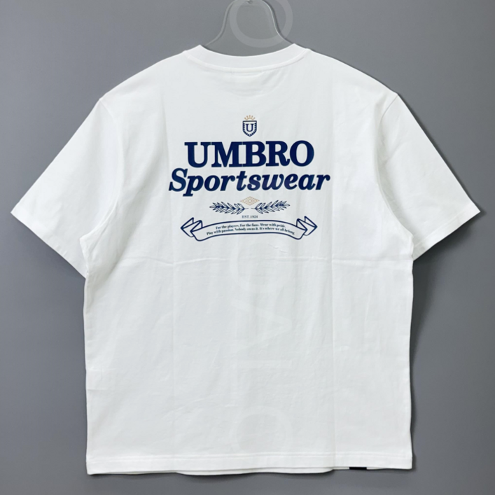 국내백화점판 UMBRO 엄브로 25신상 HBL 브리티시 캐주얼 반팔 티셔츠 화이트 국내백화점판 UMBRO 엄브로 25신상 HBL 브리티시 캐주얼 반팔 티셔츠 화이트
