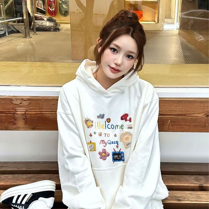 빛깃닥 추동 여성 아메리칸 빈티지 프린트 후드 루즈핏 캐주얼 라운드 맨투맨cc