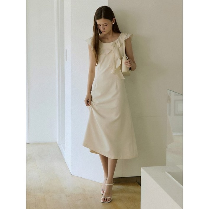 ADAUL Wave ruffle line long dress - ivory 1073767