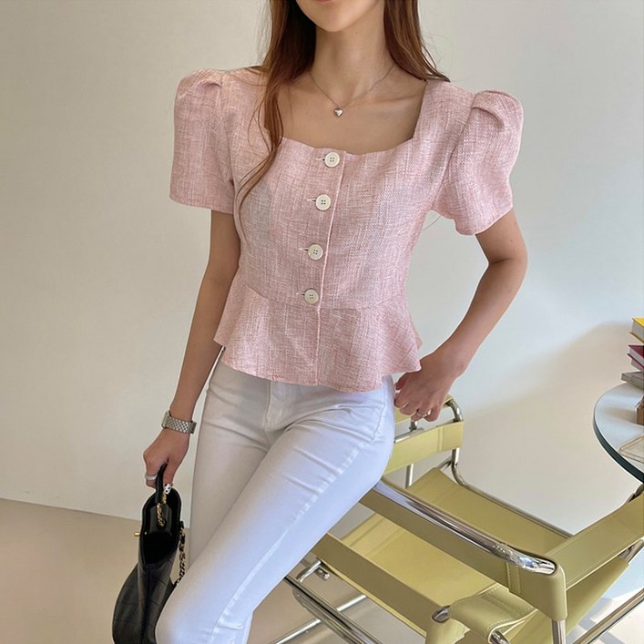 춘게엘 라운넥 퍼프반팔 크롭 블라우스 r113