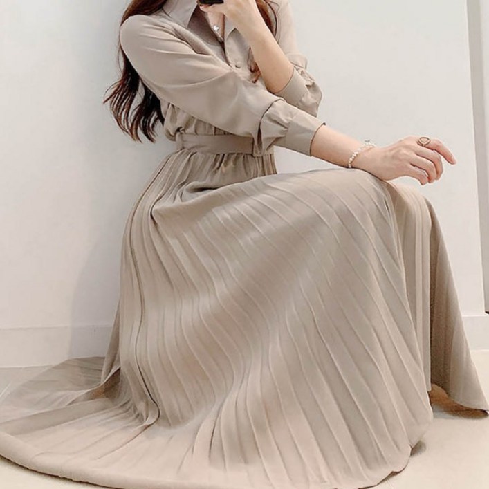 가볍고 부드러운 데일리 플리츠 주름 원피스