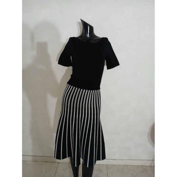 [중*고] 마쥬 니트 스판 원피스 44~55 (NB11269)