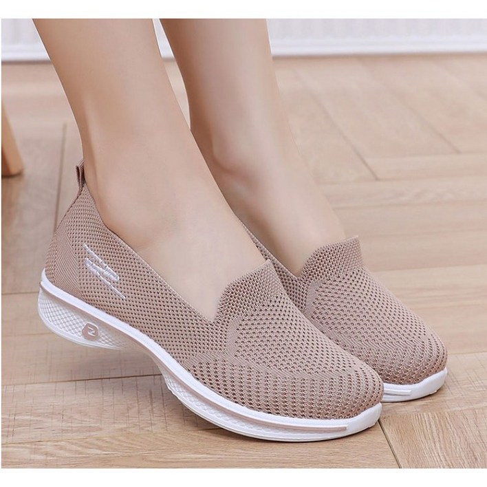 당일배송 MOMSHU 사계절 발편한 여성 슬립온 운동화 HJ101