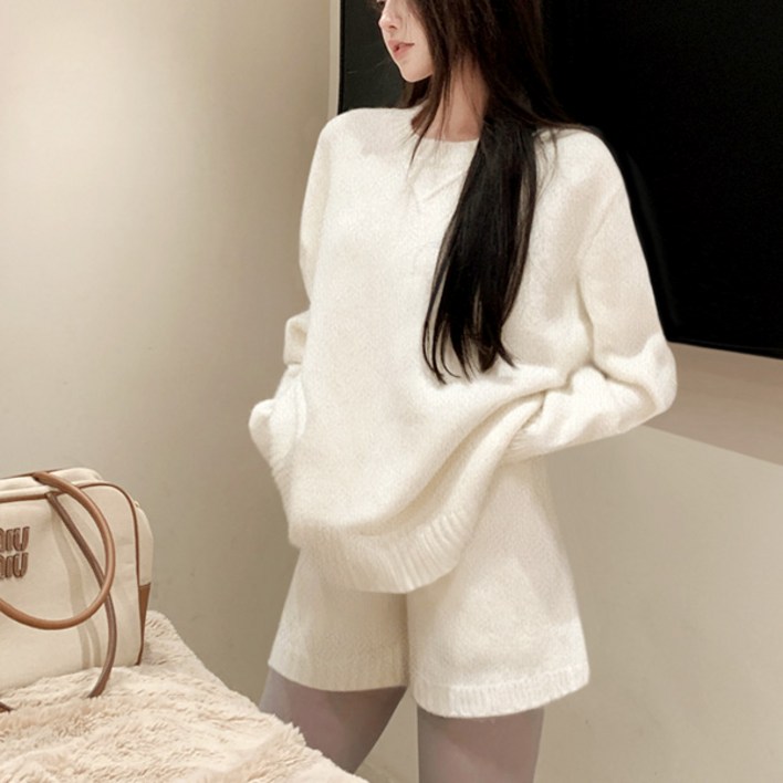 라라홀리 데일리 심플 라운드 루즈 니트 숏 반바지 투피스