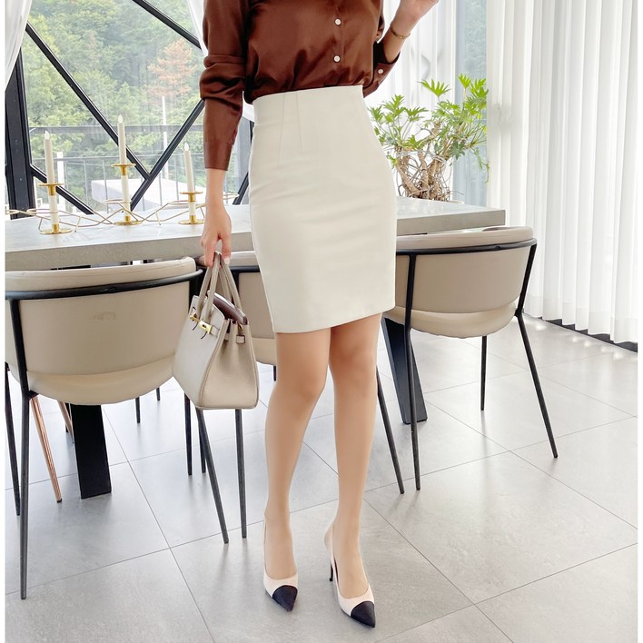 이푼아이 H라인 스판 뒷트임 스커트