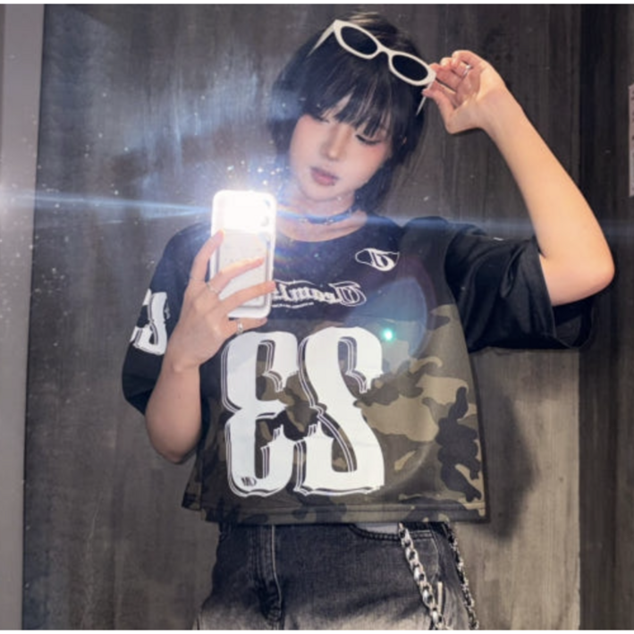 [서울스트릿] 스트릿 카모플라주 레터링 크롭 프리사이즈 여성져지티