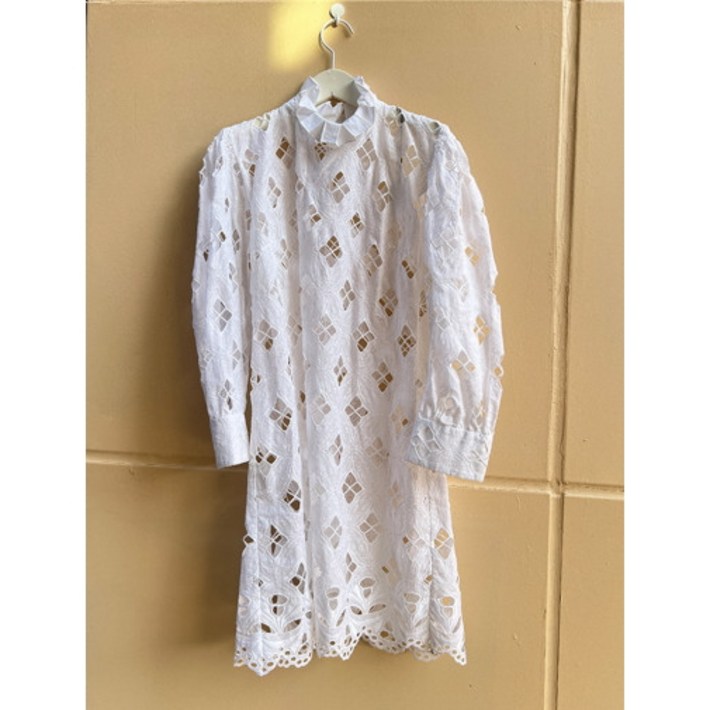 새상품sandro White eyelet lace mini dress KR55
