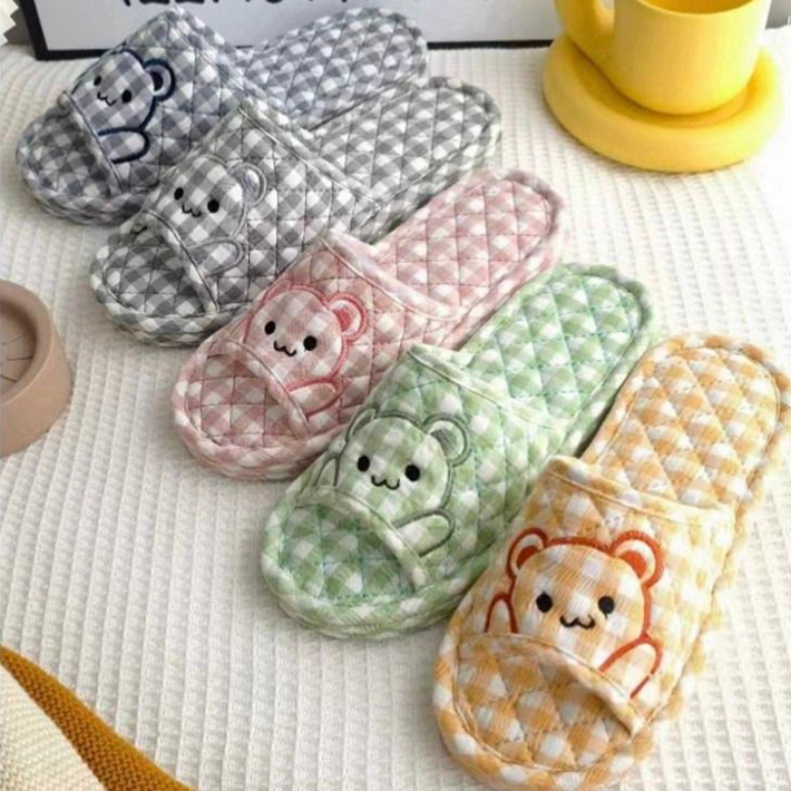 신혼일기 3중 쿠션 귀여운 아기곰 실내화 푹신한 층간소음방지 미끄럼 삼중패드 거실화 면슬리퍼
