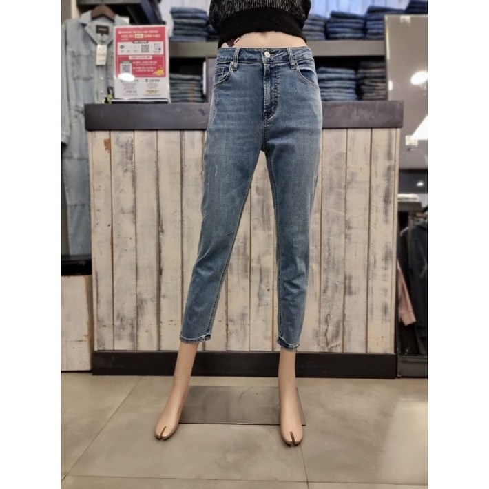 버커루 BC 23년신상 봄 가을 핏이 예쁜 편안한 스판바지 인기최고 버커루 여성 슬림 배기핏 청바지 B235Z0902P 버커루 BC 23년신상 봄 가을 핏이 예쁜 편안한 스판바지 인기최고 버커루 여성 슬림 배기핏 청바지 B235Z0902P
