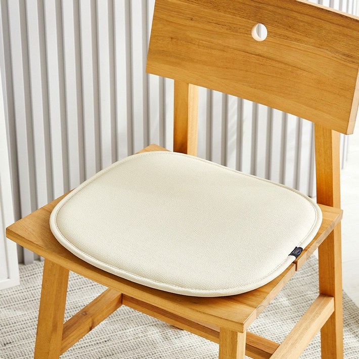 모던하우스 밀착형 페이크레더 방석