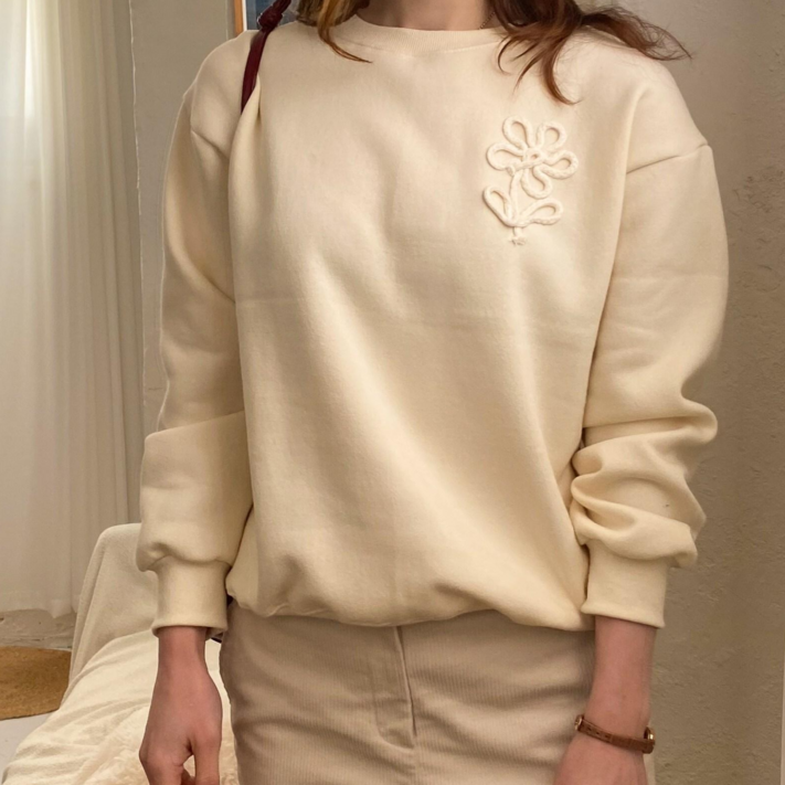 메리브 미니파콩 자수맨투맨 여성티셔츠 겨울 플라워 쭈리 긴팔 맨투맨 루즈핏 기모티셔츠 3color