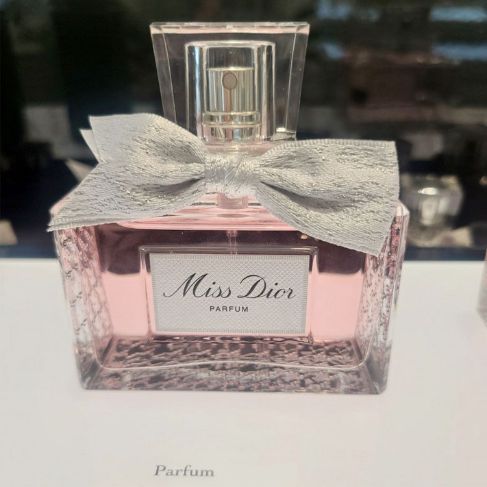 NEW미스 디올 퍼퓸35ML화사하고 감각적인 프푸티 플로럴 우디노트