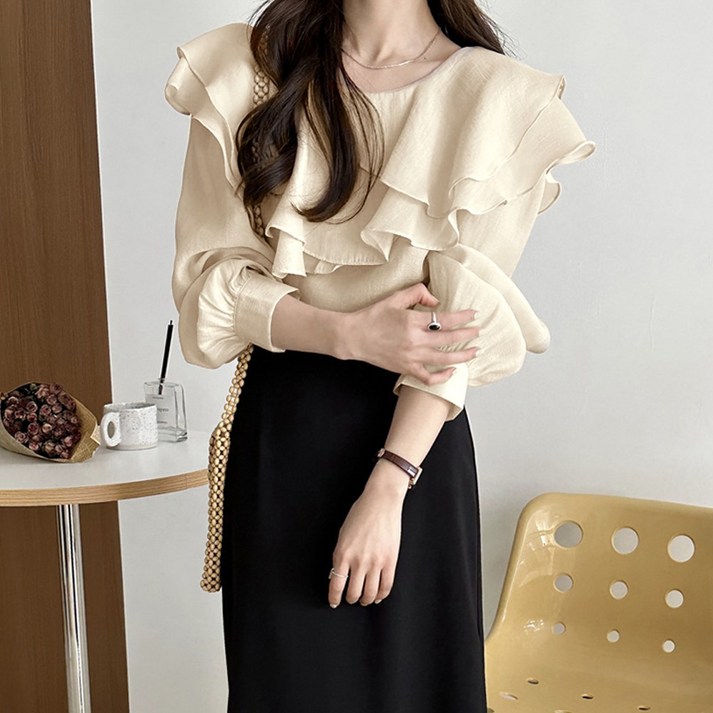 메이킹유 긴팔블라우스 프릴 간절기룩 라운드넥 6601레이나블라우스 메이킹유 긴팔블라우스 프릴 간절기룩 라운드넥 6601레이나블라우스