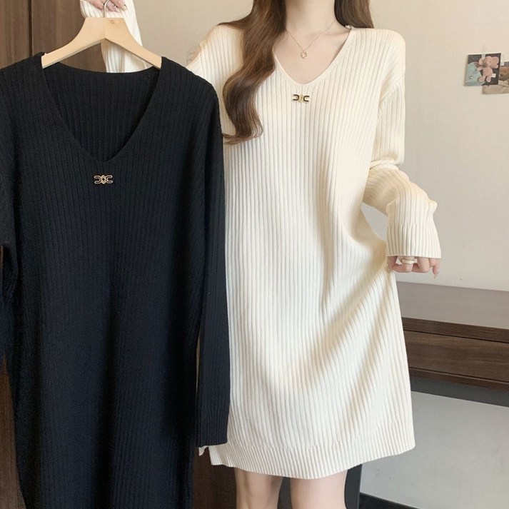 ROYALBELLE 여성 고급 브이넥 긴팔 니트 심플 루즈핏 미디 원피스 Z0111324
