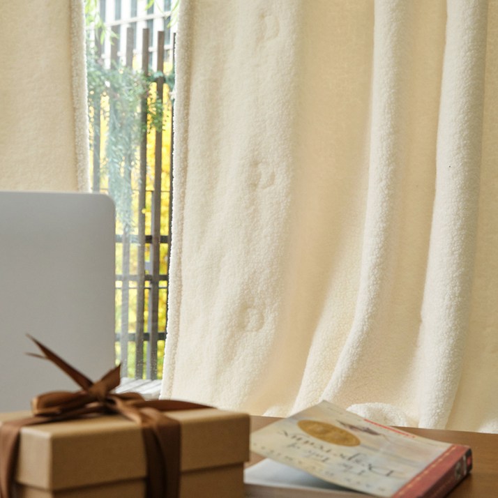 바람막이 양털 솜누빔 방한커튼