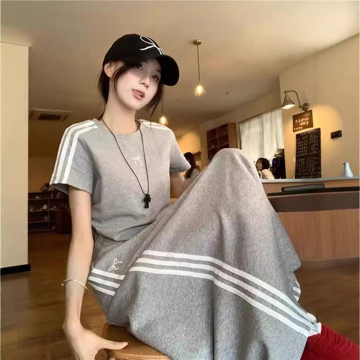 BLACK K7 리본 포인트 반팔 스커트 투피스 캐주얼 상+하의 여성 세트