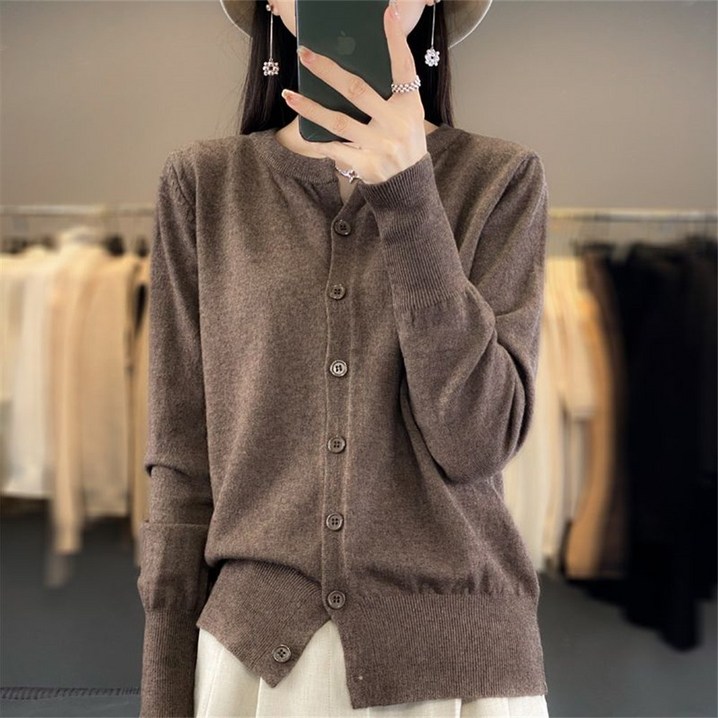 besteffie 여성용 가을신상 컴포트핏 라운드넥 클래식 니트 롱슬리브 가디건 버튼 솔리드컬러 카디건 U15
