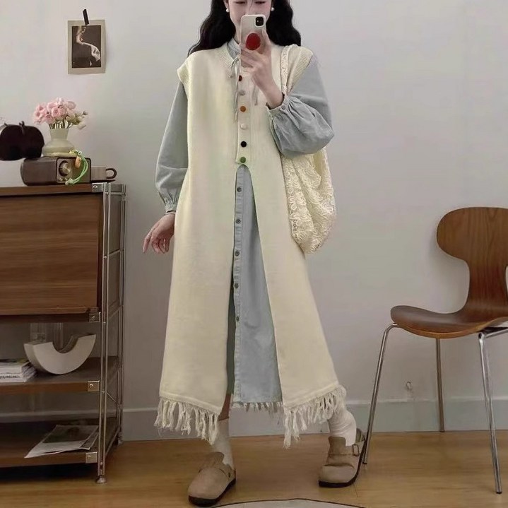 트루펙트 슬림핏 니트 조끼 스커트 민소매 원피스 브이넥 롱원피스 복고풍 스타일 뷔스티에 원피스 단추 니트 베스트 스커트 베스트원피스 신상