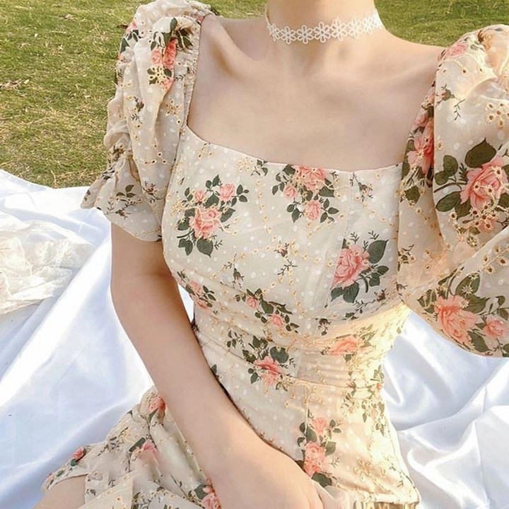 마더브띠 여성용 로즈 플라워 퍼프소매 롱 트임 원피스 마더브띠 여성용 로즈 플라워 퍼프소매 롱 트임 원피스