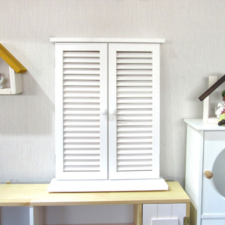 가구야히메, 갤러리 창문화이트