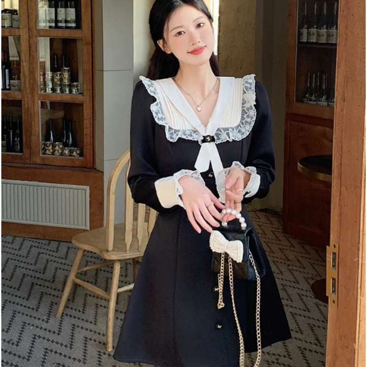 심플한 디자인의 통근 러블리한 원피스예요