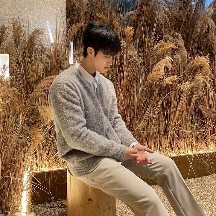 부드러운 앙고라 모헤어 브이넥 니트 가디건 4color
