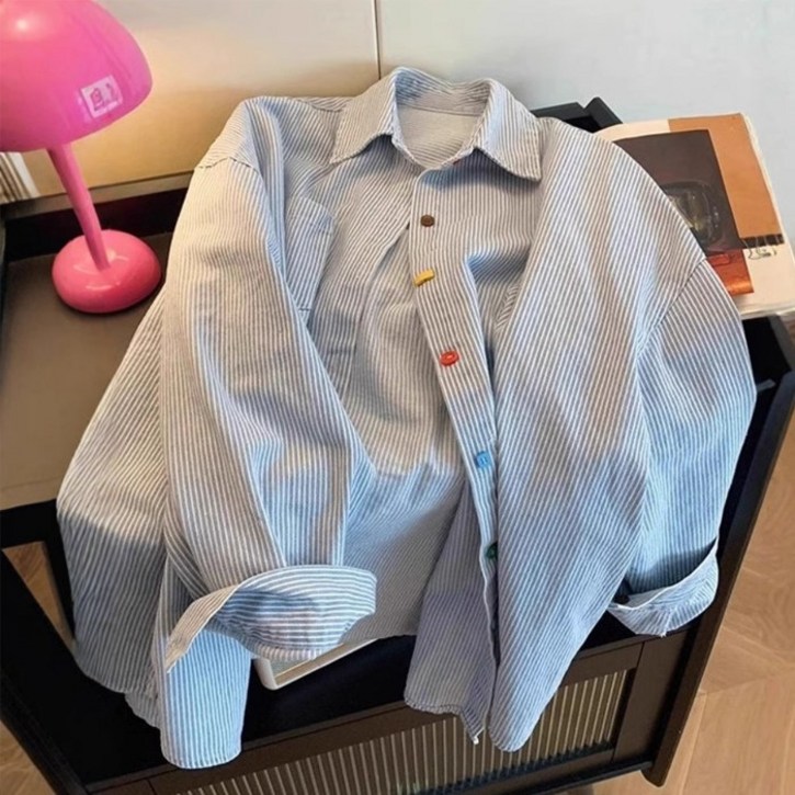 바이누아 컬러버튼 스트라이프 셔츠