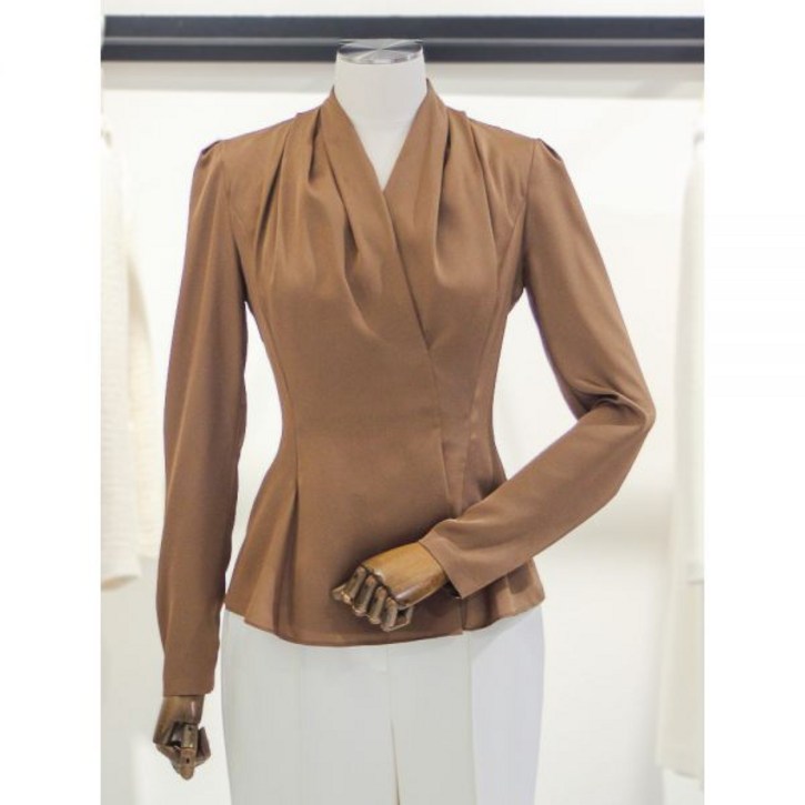 모조에스핀 V넥 랩스타일 블라우스 S254MSC019