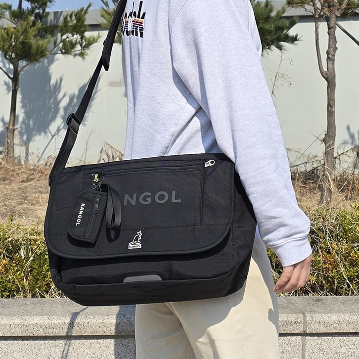 캉골 메신저백 크로스백 아이언 노트북 초등학생 중학생 고등학생 학원 가방