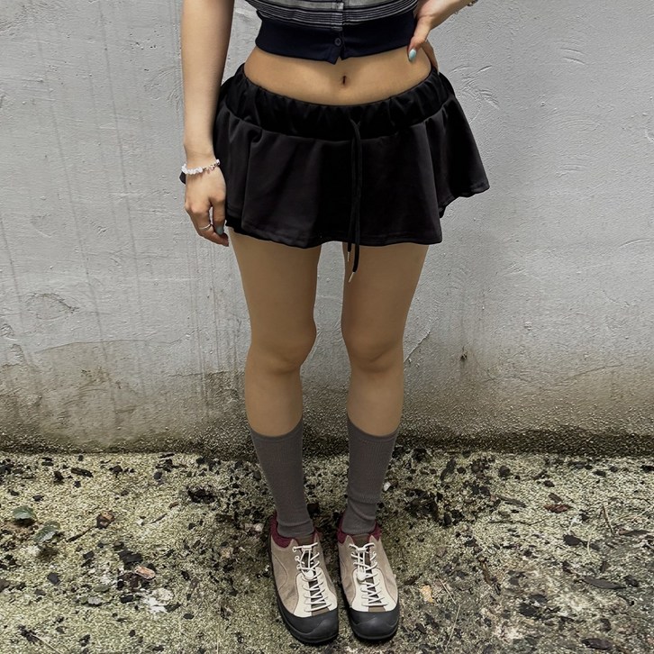 드리뮤즈 키치한 플레어 미니스커트 바지