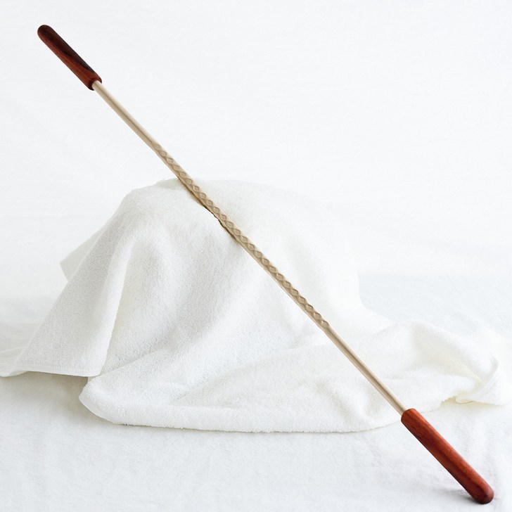 놋반 방짜유기 괄사마사지기 750 바디괄사 등 종아리 허벅지 마사지 우드손잡이