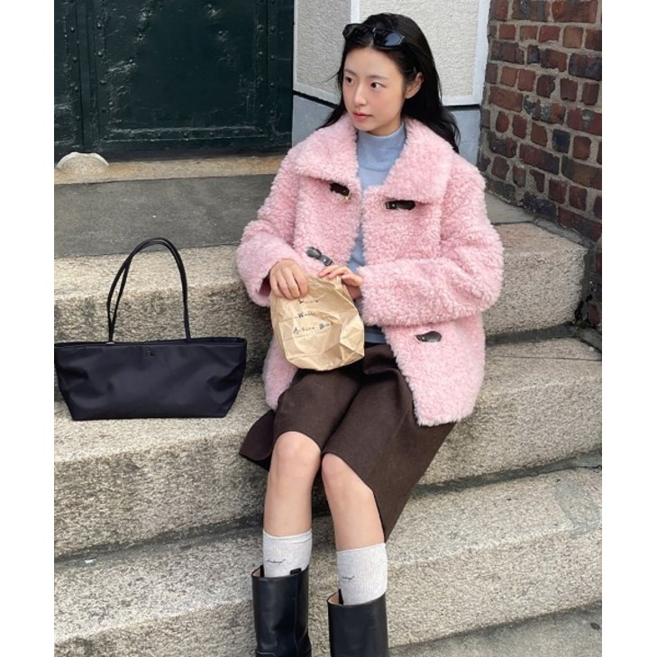 셀렙샵 에디션 25FW 호주산 양모 100 시어링 하프코트