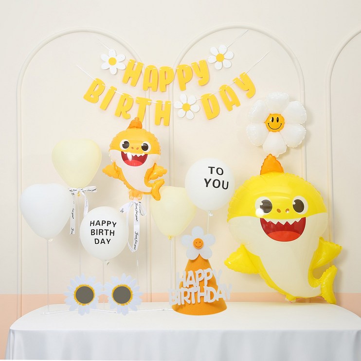 피앤비유니티프리핏 데이지 생일풍선 스탠드세트가랜드형 안경모자포함