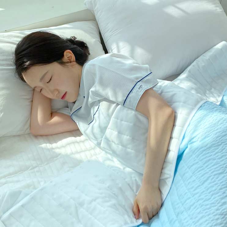 100 휴비스 정품 듀라론 양면 듀라론 시어서커 냉감 이불 국산 쿨이불 100 휴비스 정품 듀라론 양면 듀라론 시어서커 냉감 이불 국산 쿨이불